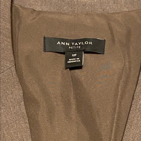 Ann Taylor Petite Blazer - Picture 5 of 7